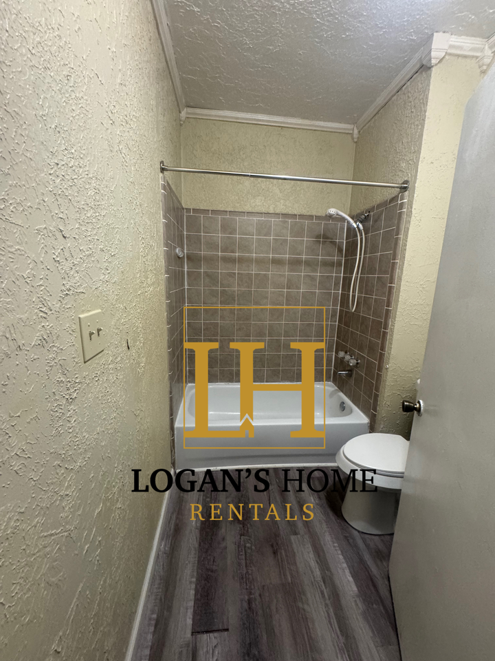 903 Nw Euclid Ave #1 - Photo 6 of 16