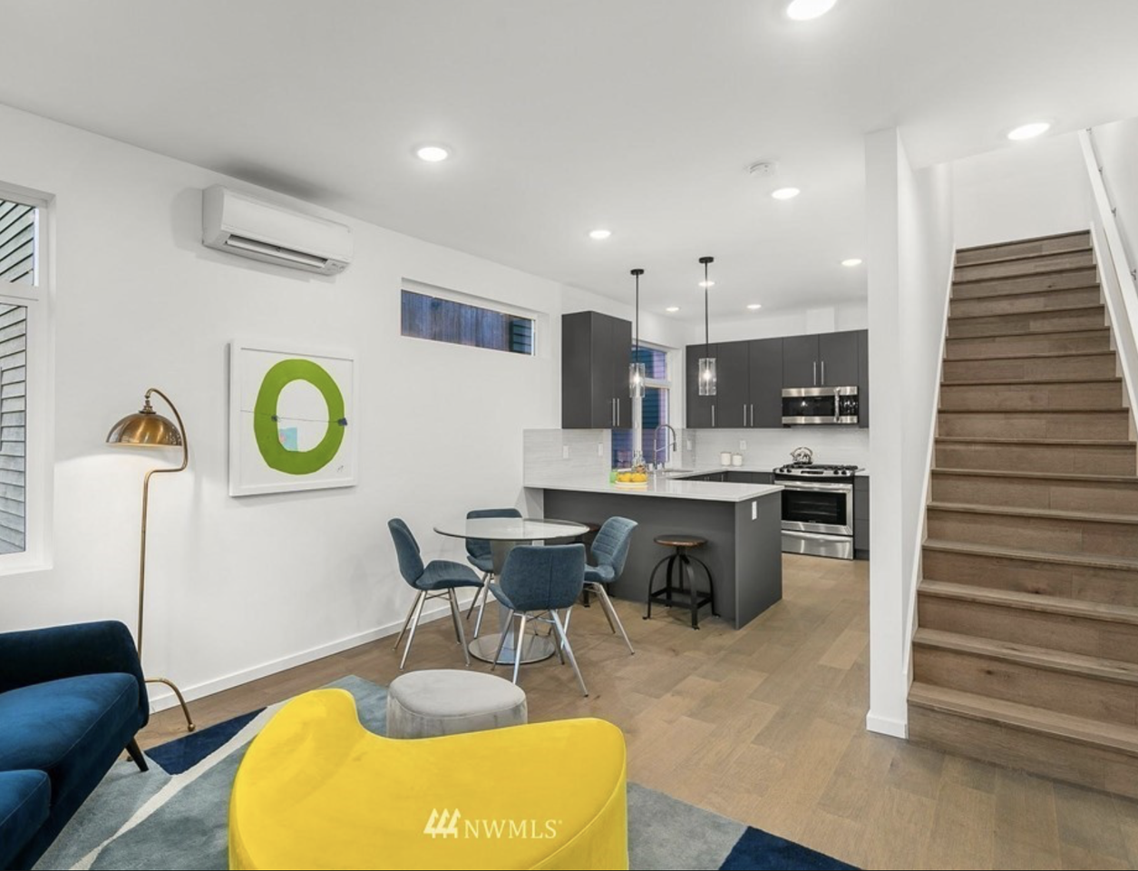 5917 California Avenue Southwest - 1Unit C #1 - Photo 3 of 10