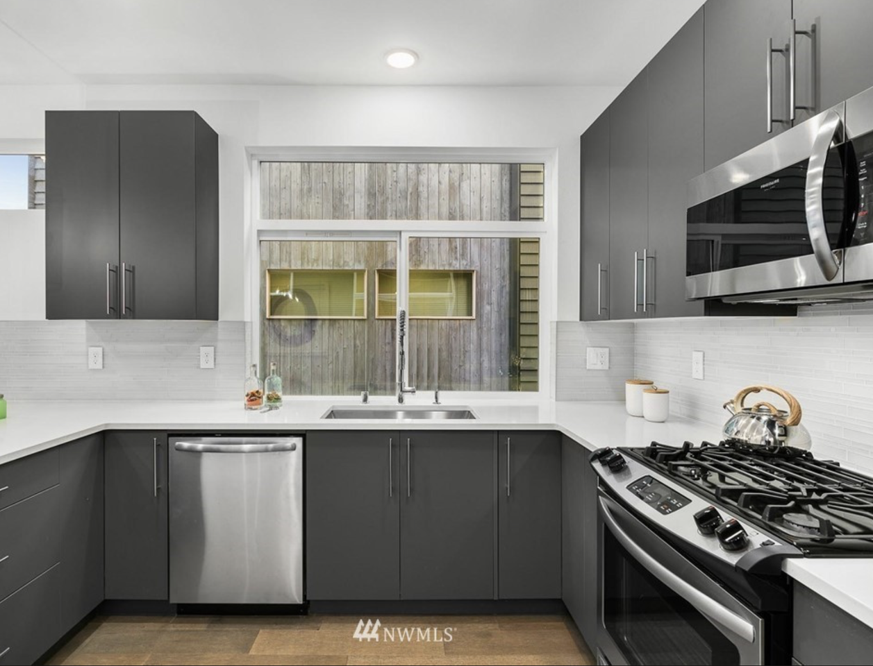 5917 California Avenue Southwest - 1Unit C #1 - Photo 6 of 10