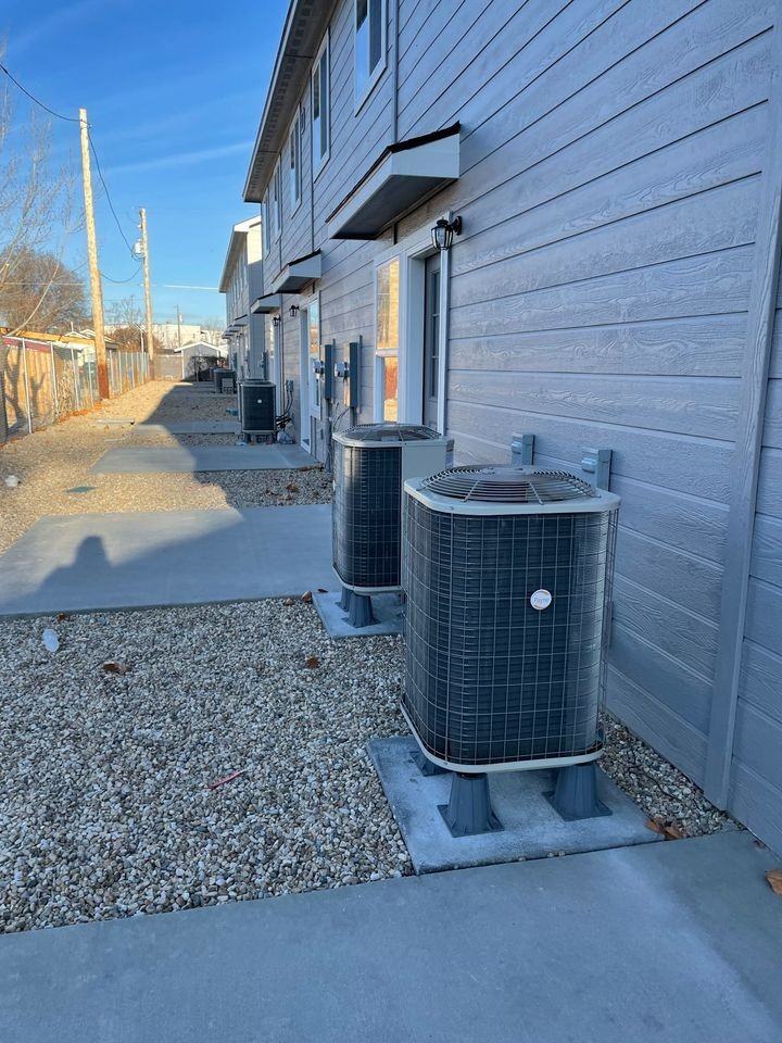 103 E Ravenna Ln #103 - Photo 4 of 12