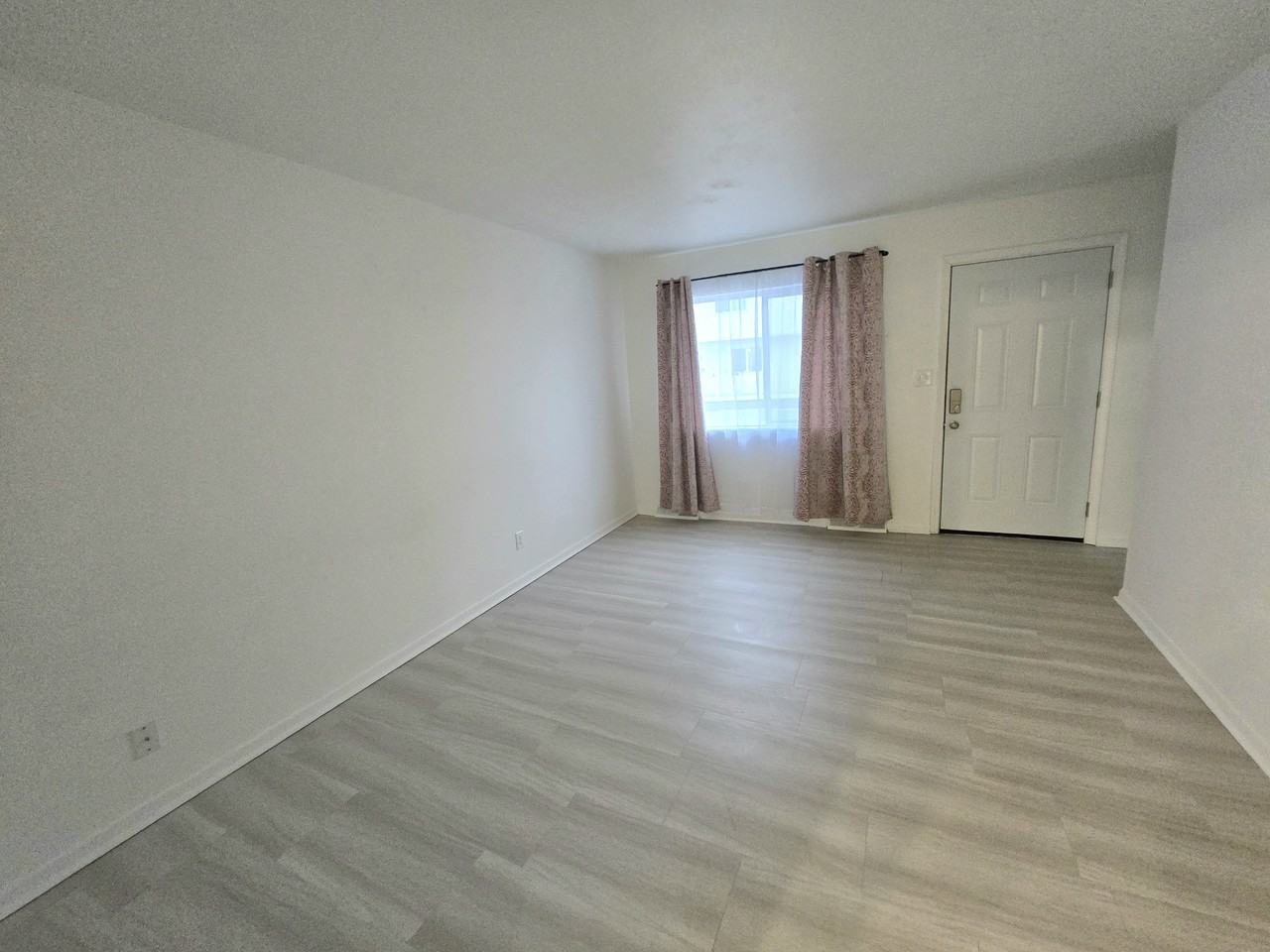 1733 #1733-4 - Photo 5 of 21