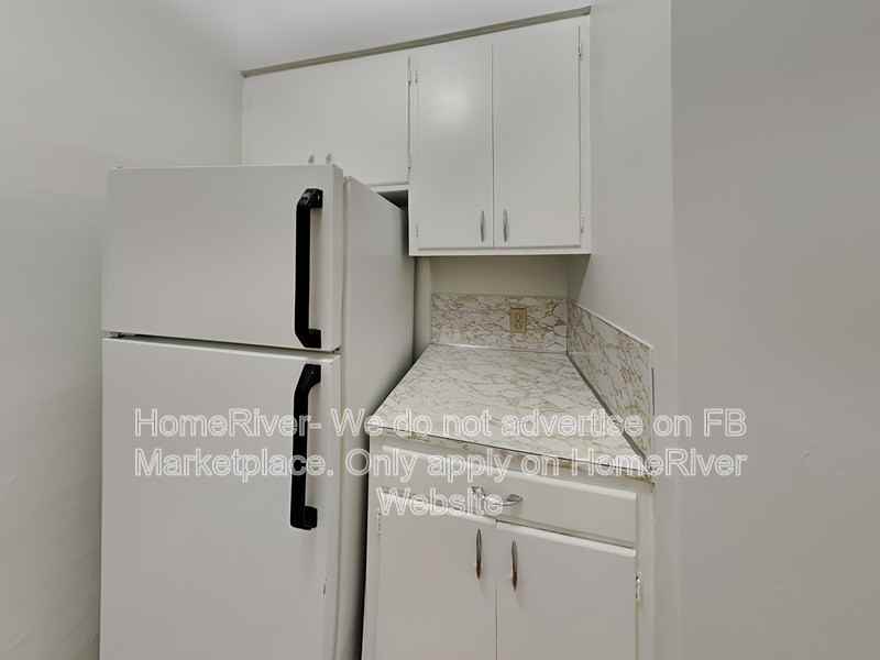 634 E 23rd Ave #E - Photo 6 of 17