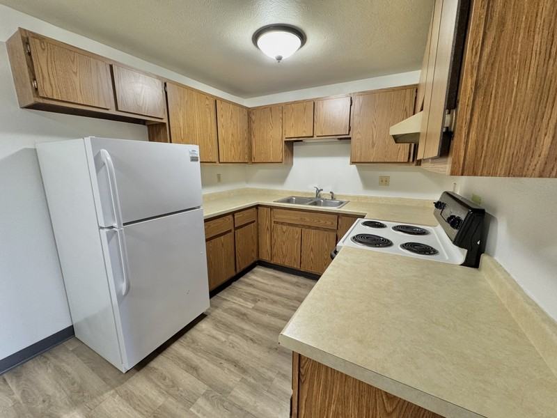 1721 Lenwood Ave #10 - Photo 5 of 13