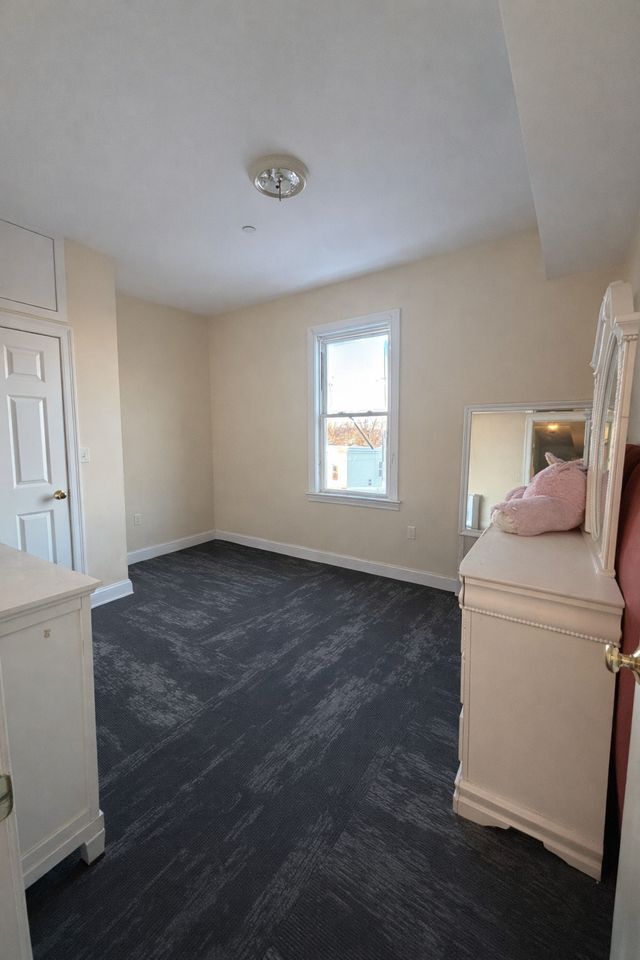 414 Ferry Street - 3168 Glendale Street #3 - Photo 6 of 7