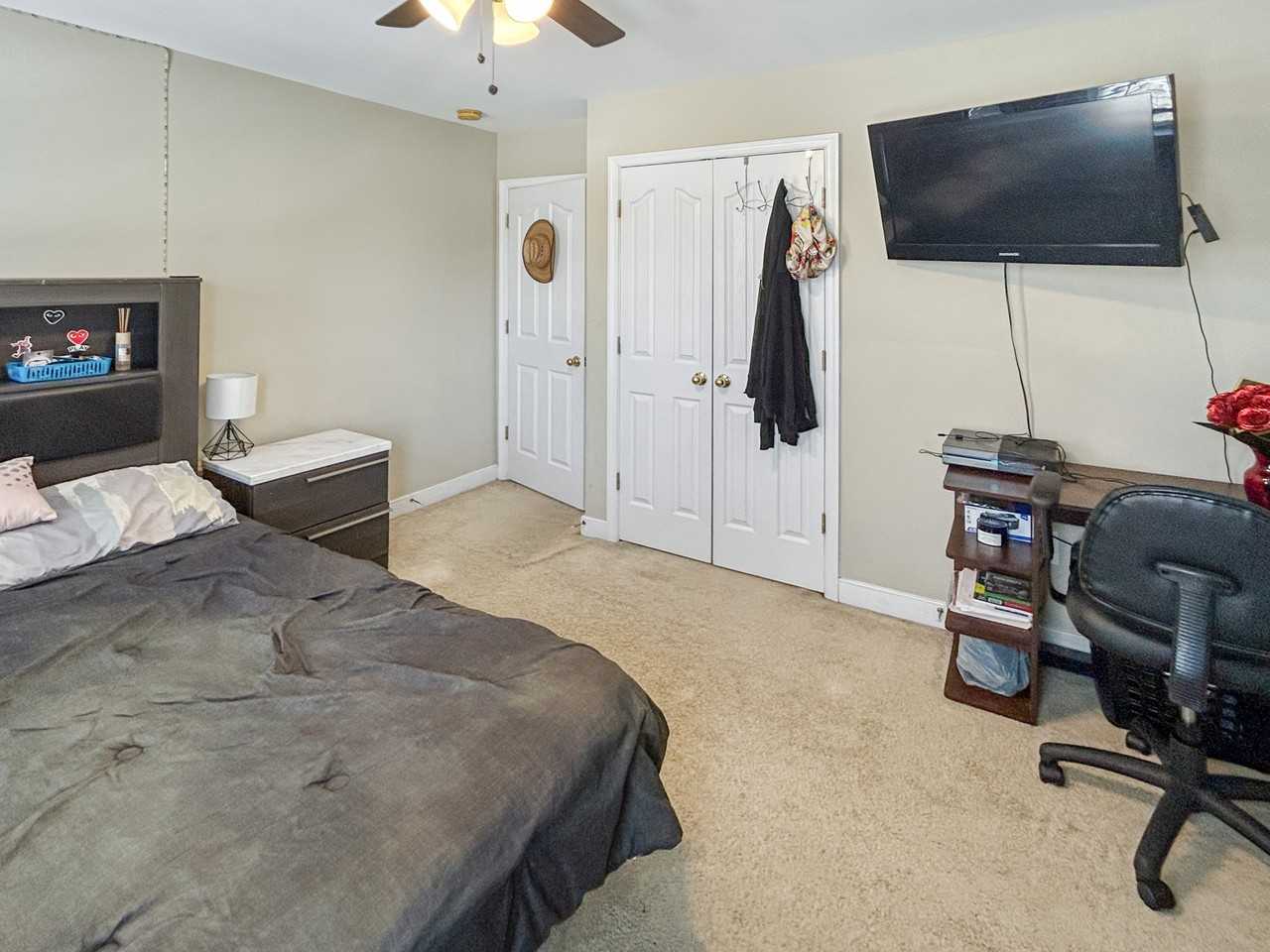 14020 Seneca Ridge Dr #1 - Photo 3 of 20