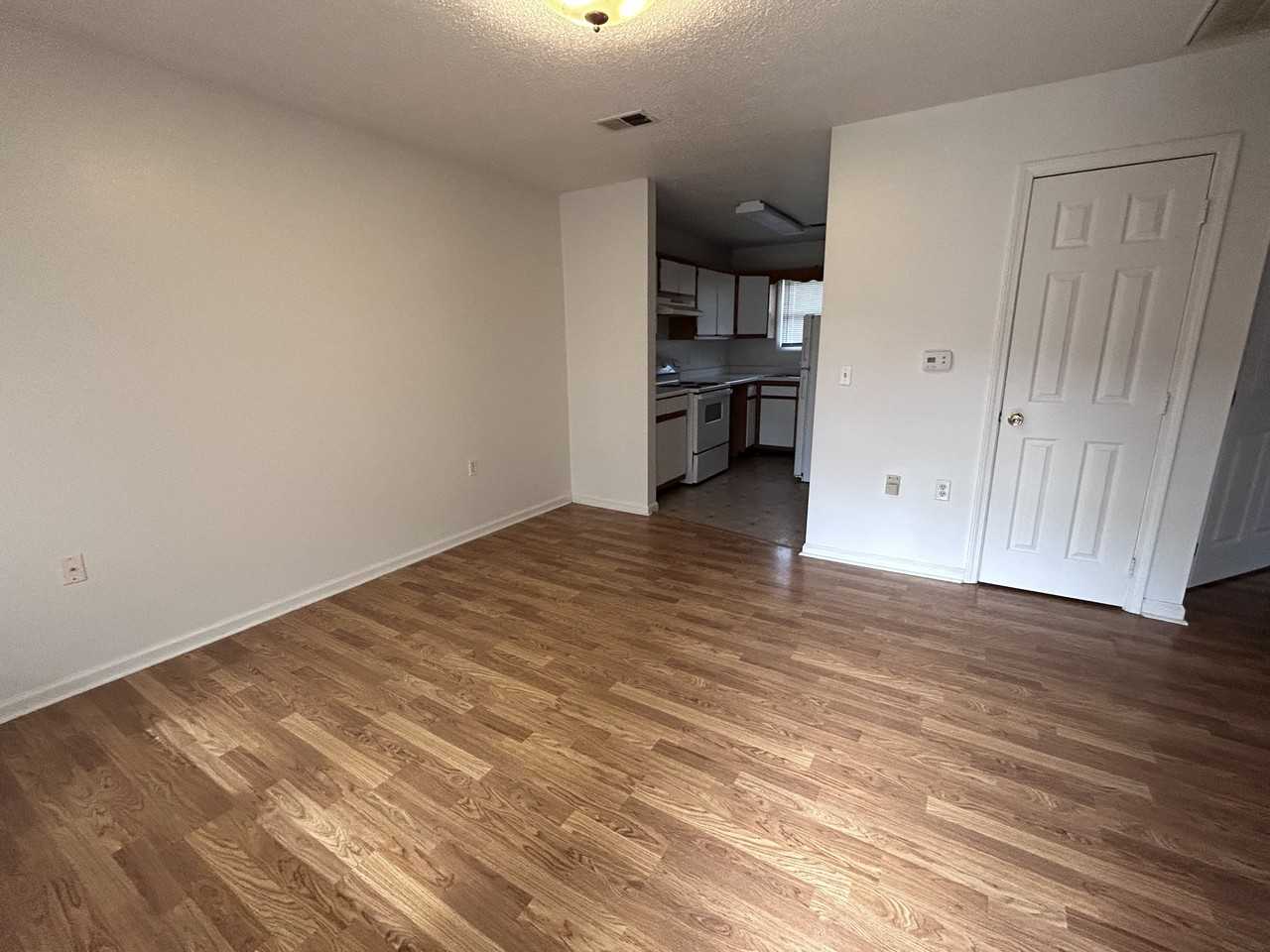 71 Driftwood Cir #2 - Photo 2 of 8