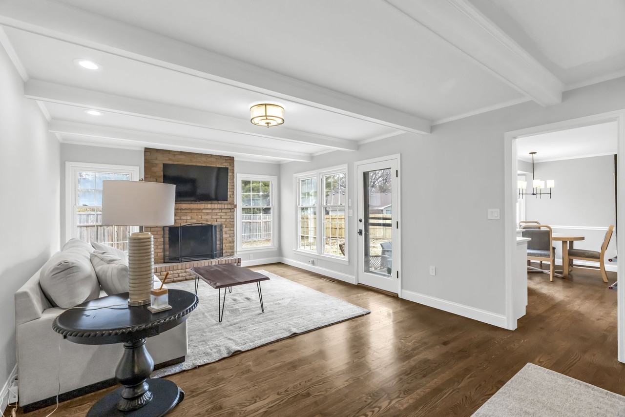 6661 Woodson Dr #1 - Photo 7 of 41