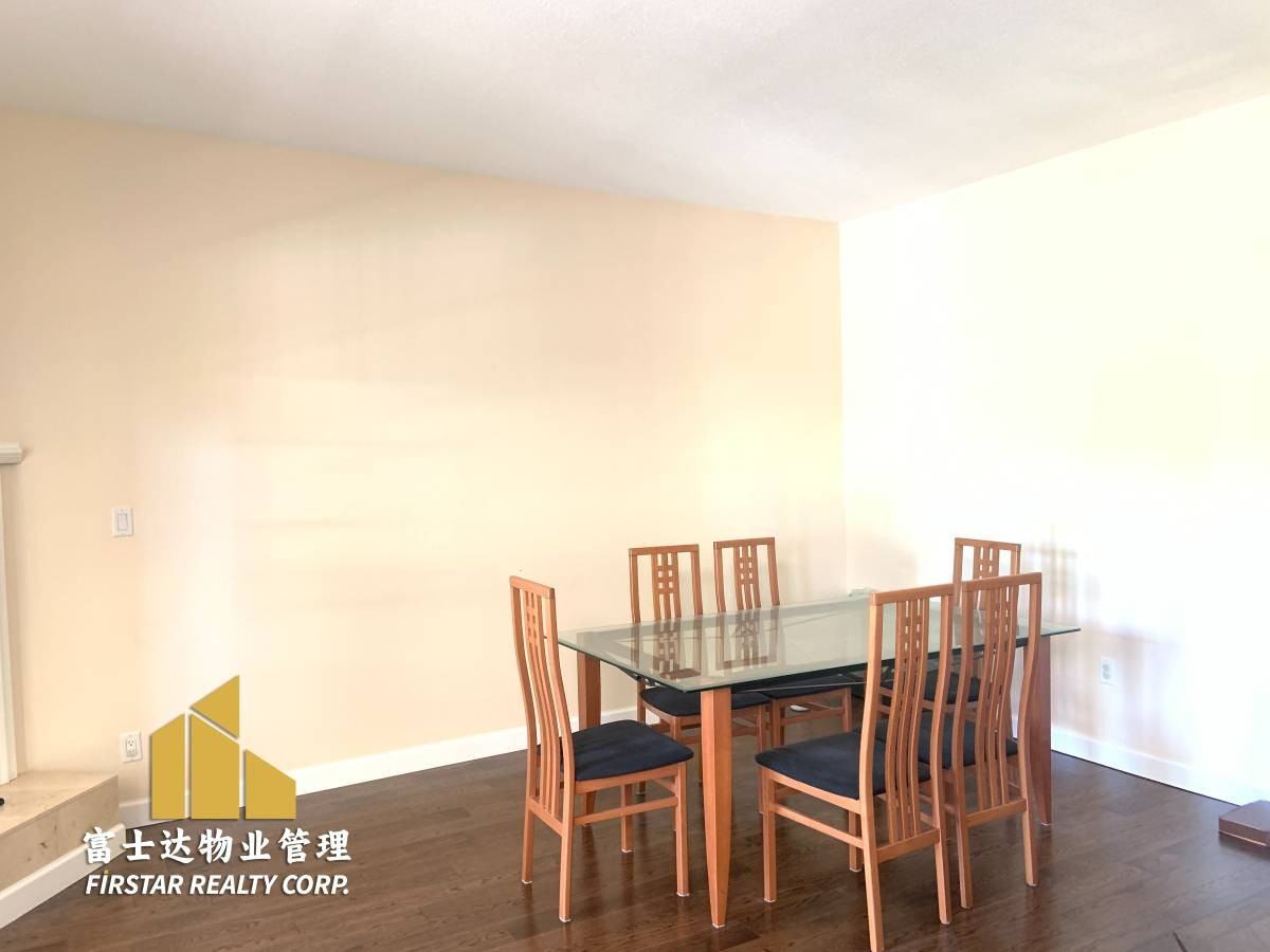 7068 Jubilee Ave #B - Photo 6 of 9