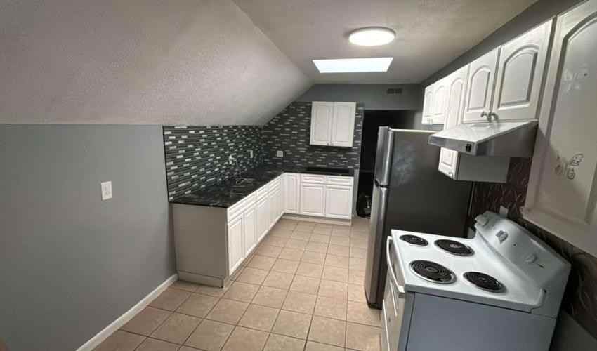 140 Washington Sq6 #6 - Photo 2 of 14