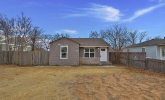 2205 39th St #1 - Photo 1 of 1