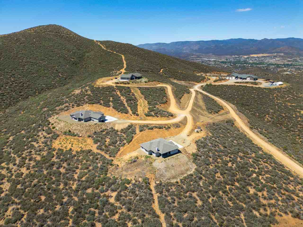 15690 E Orchard View Rd #1 - Photo 2 of 39