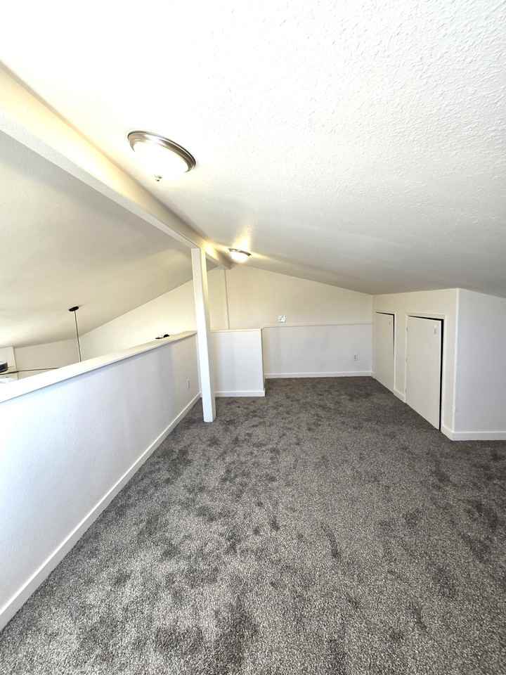 Cent- 1206 B StreetUnit A #1 - Photo 4 of 22