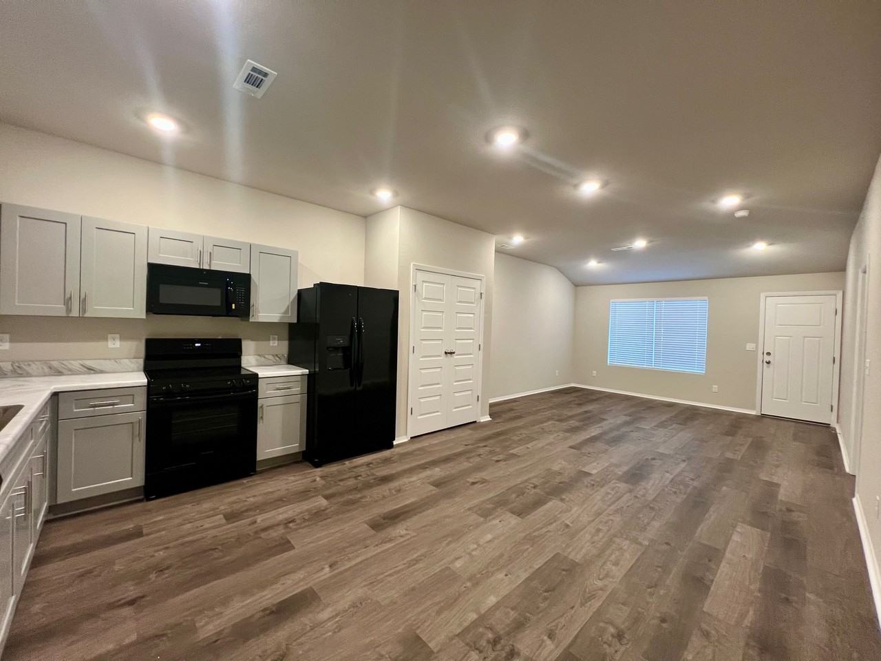 3412 Sw Adoration St #1 - Photo 2 of 16