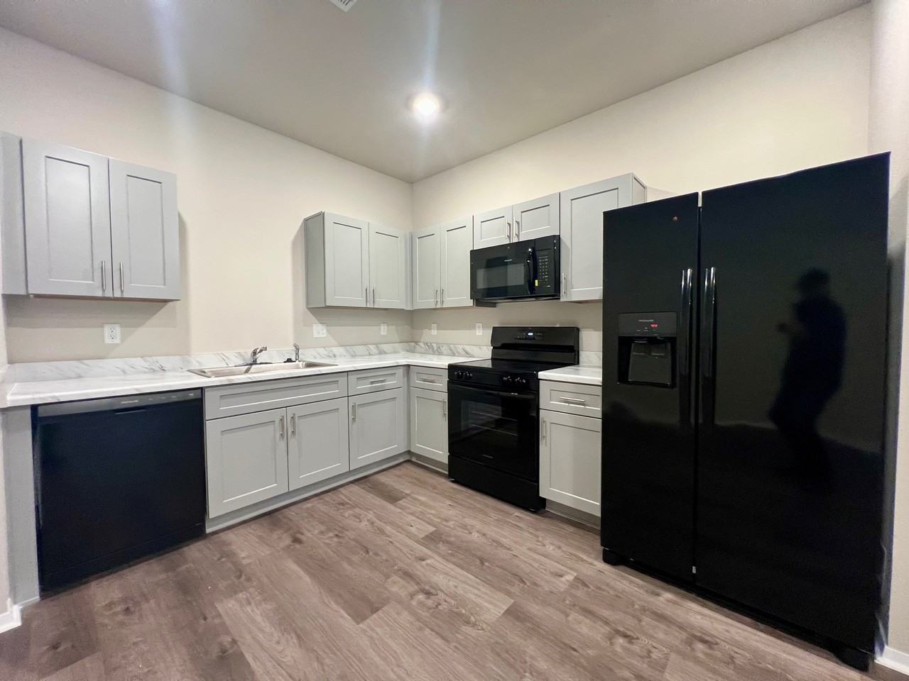 3412 Sw Adoration St #1 - Photo 3 of 16