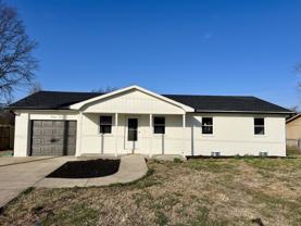 902 Se G St #1 - Photo 1 of 1