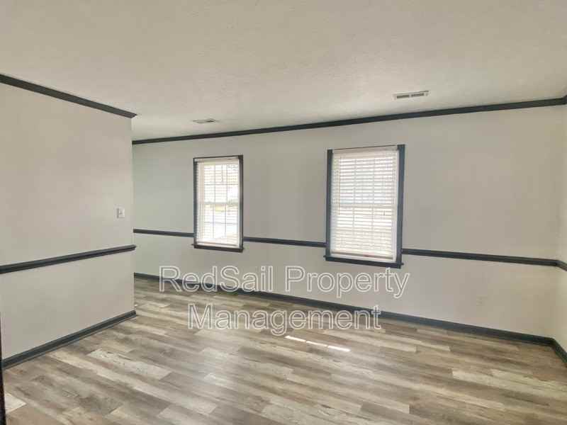 14 S Lake Cir - Photo 4 of 26