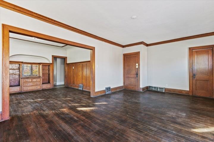 2405 N 49th St #2 - Photo 4 of 11