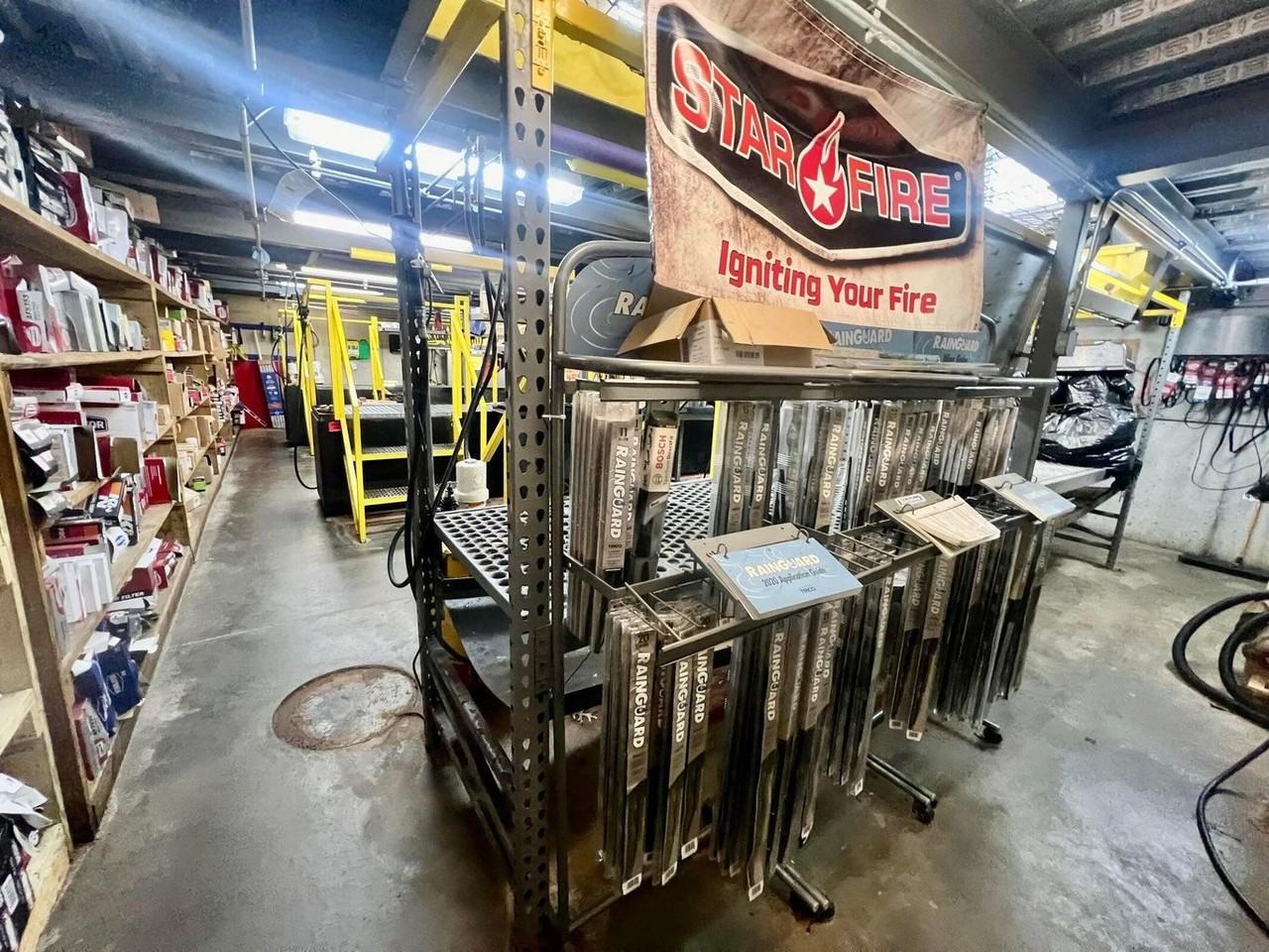 1601 Foxhaven Dr #1 - Photo 4 of 11