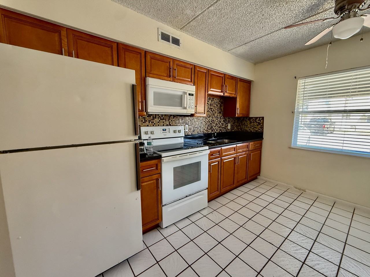 698 Michigan Ct #1 - Photo 6 of 17