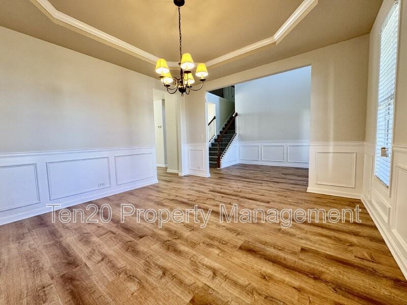 789 Honey Do Ct - Photo 4 of 26