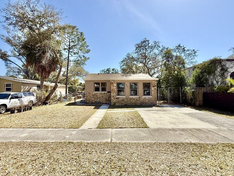 1828 20th Ave S - Photo 3 of 50