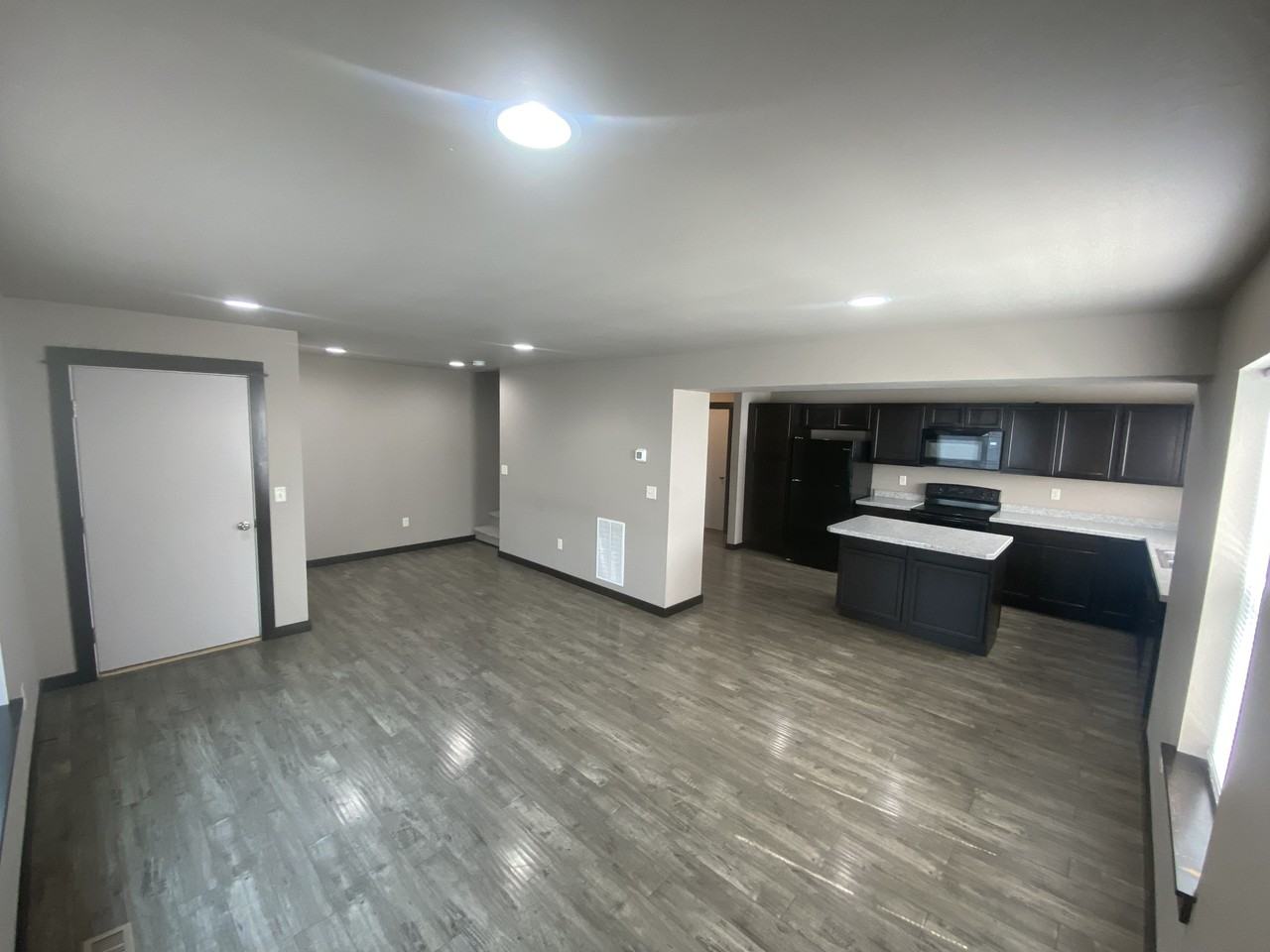 3220 Savannah St #D - Photo 4 of 17