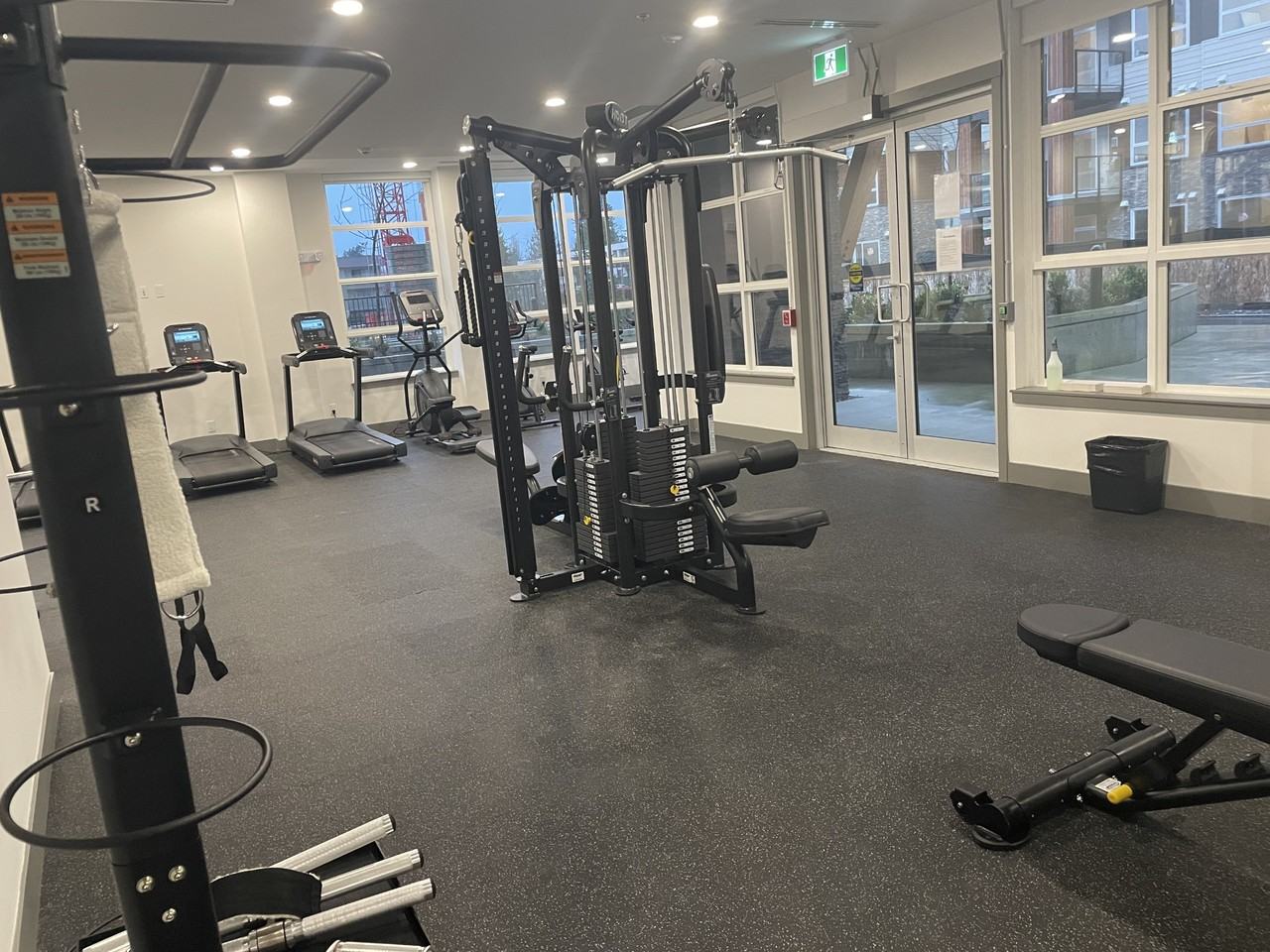 12201 233 St #516 - Photo 4 of 18