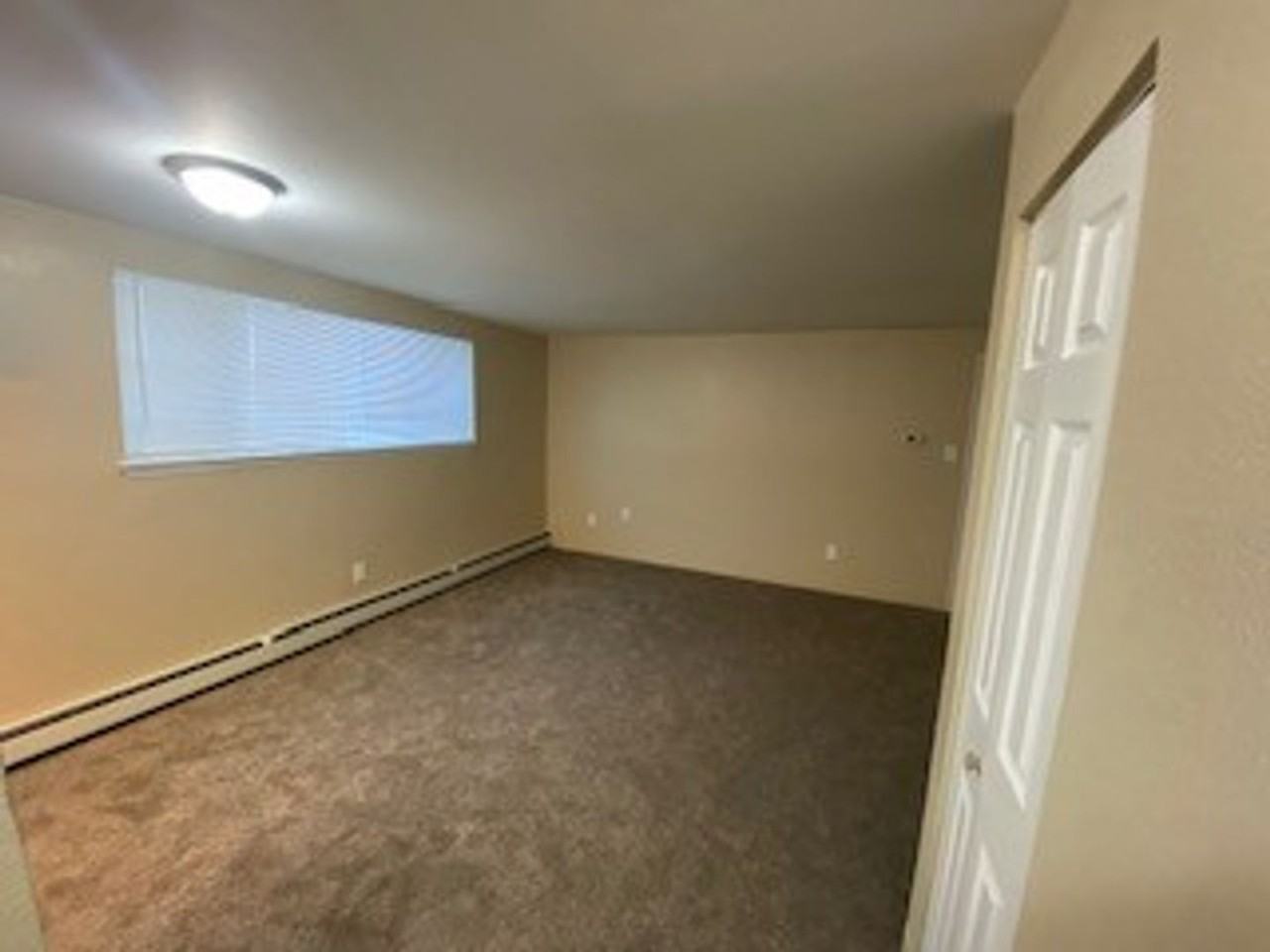 ASPEN LEAF APARTMENTS LLC - Photo 3 of 4