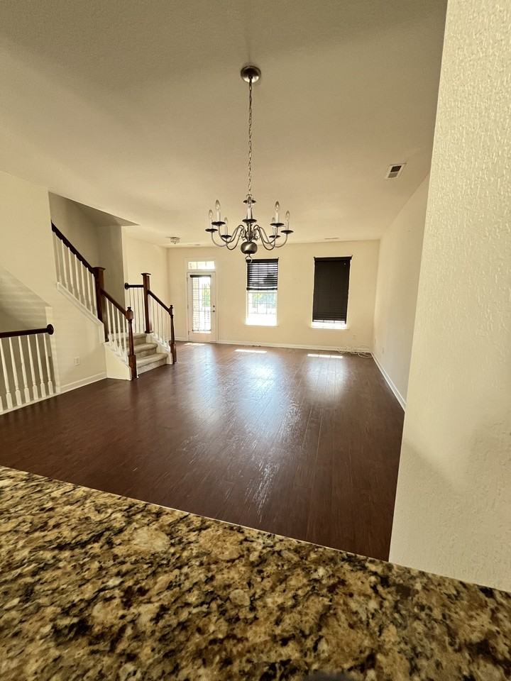 212 Aqua Court - 1Unit 3 #1 - Photo 6 of 20