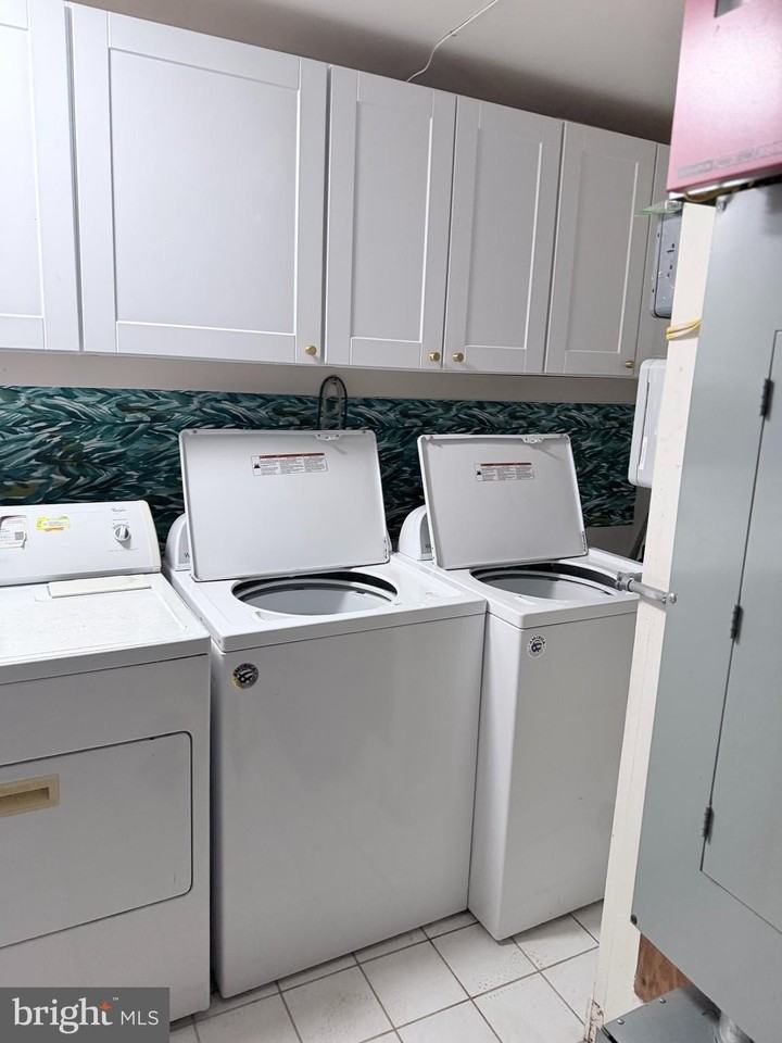 113 N Fayette St Apt 3 #3 - Photo 7 of 15