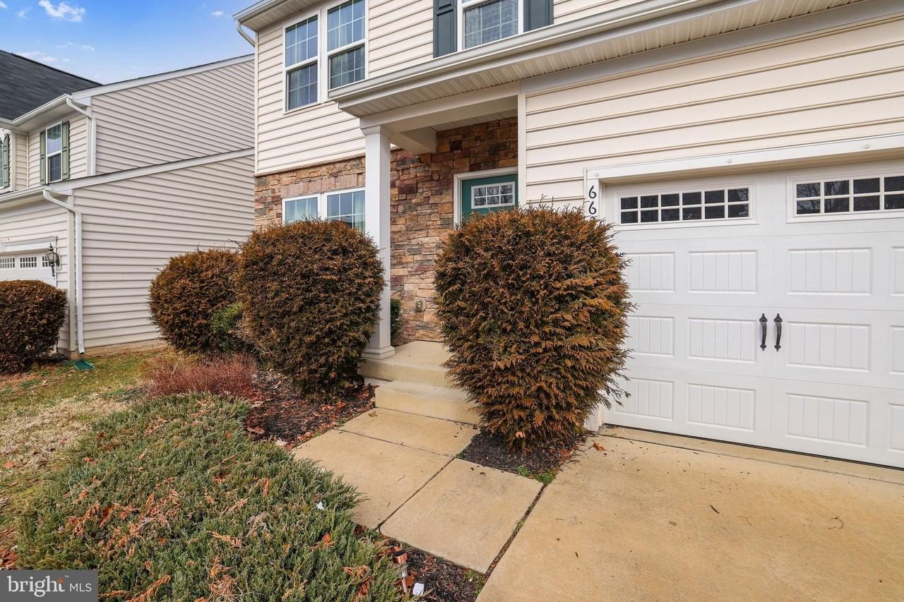 663 Holly Crest Dr - Photo 4 of 50