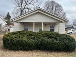 featured image of 1389 S Marion St