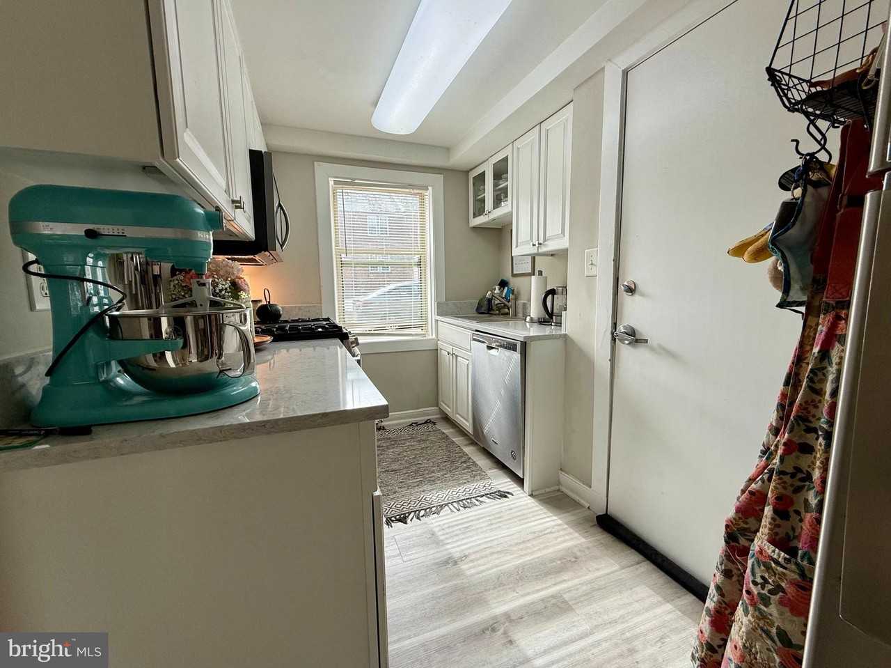 1400 Kenmore Ave Apt A1 #A1 - Photo 5 of 11