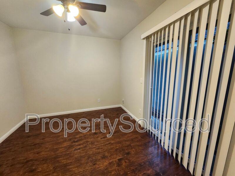 155 Berverdor Ave - Photo 6 of 11