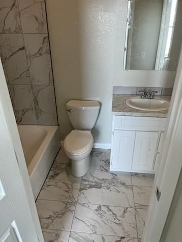 910 Broad StreetUnit 202 #202 - Photo 3 of 10