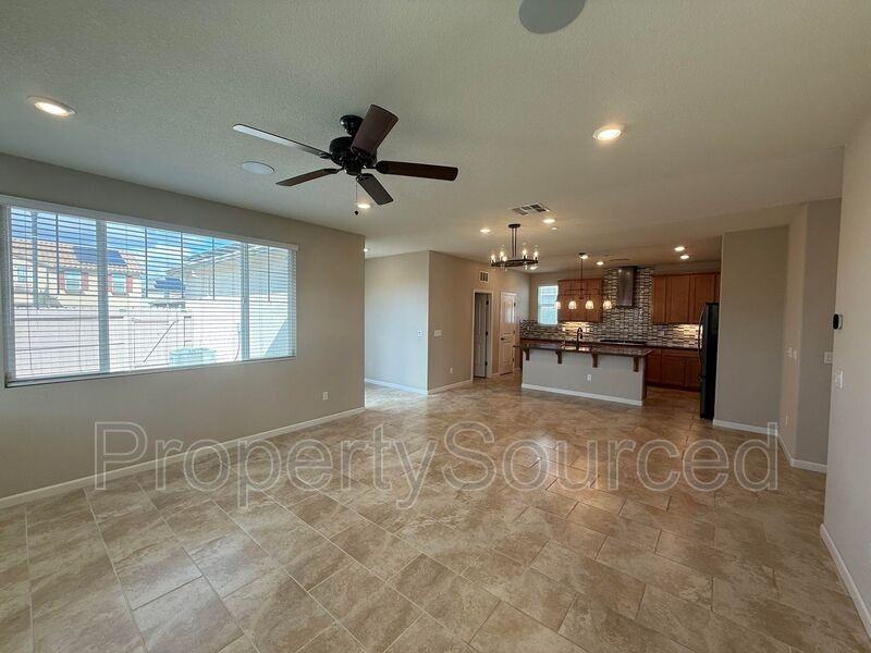 1697 W Woodward Ave - Photo 5 of 44