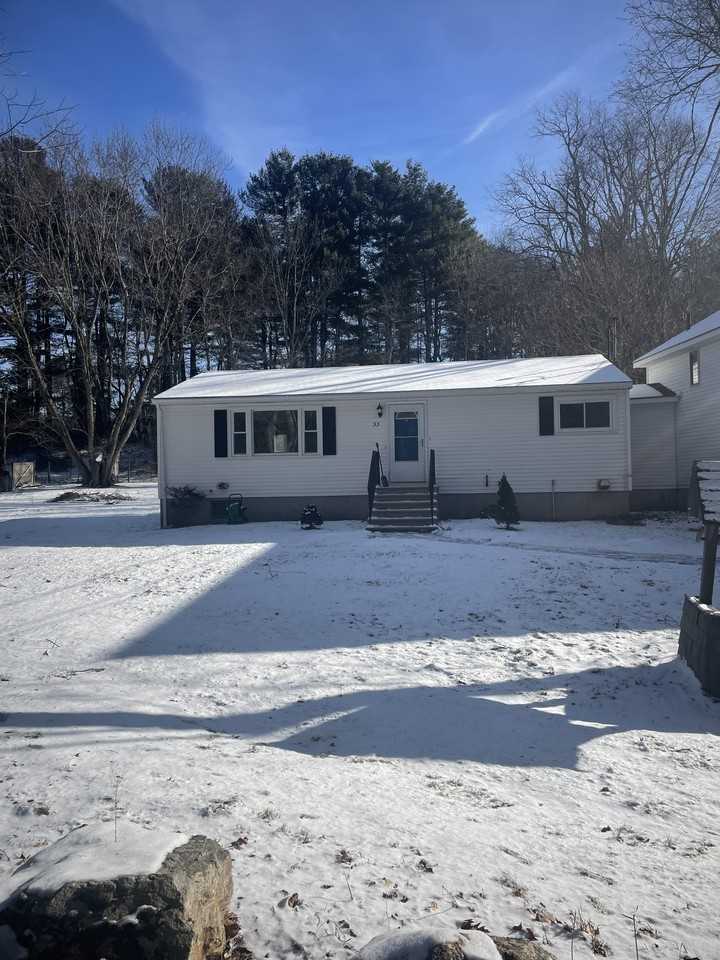 33 N Sullivan Rd #1 - Photo 2 of 20