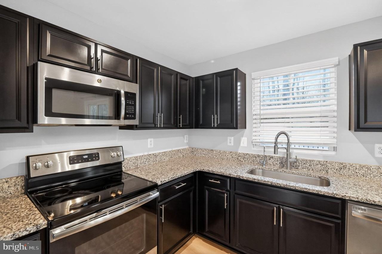 238 Sage Cir - Photo 5 of 27