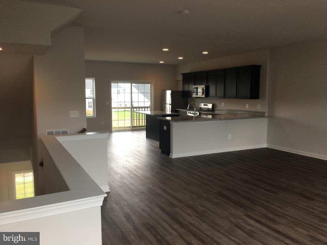 145 Jewel Box Dr - Photo 7 of 15