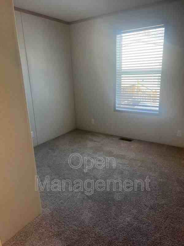 825 1st Ave E - Photo 6 of 14