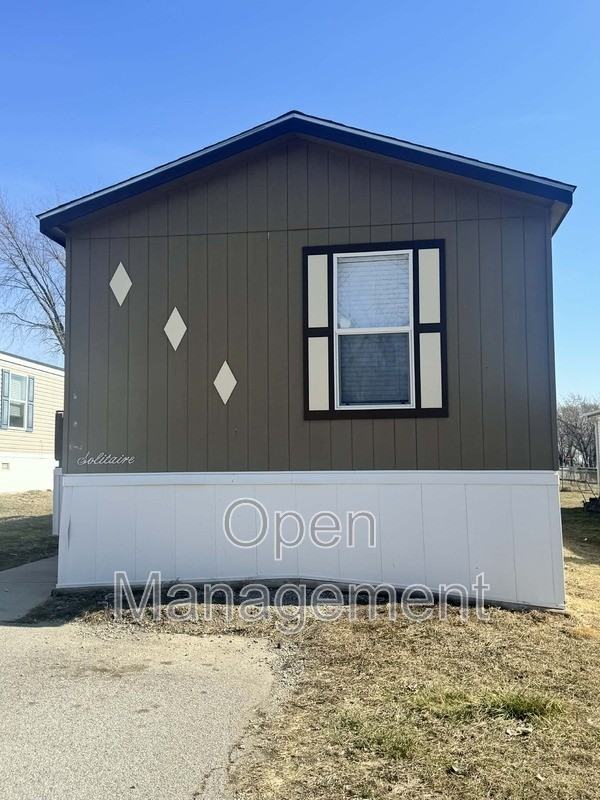 8701 Ne 107th Pl - Photo 3 of 15