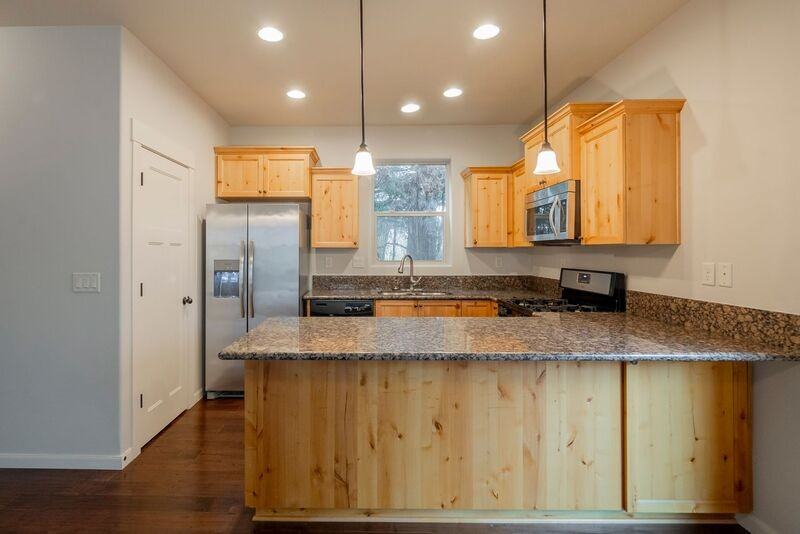 14170 Ne Flanders Ct - Photo 5 of 25