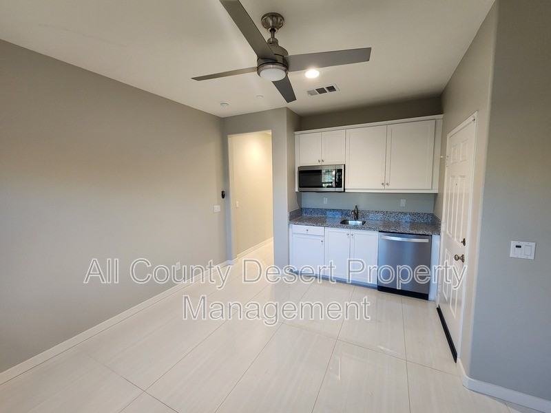 44801 Beringer Dr - Photo 3 of 23