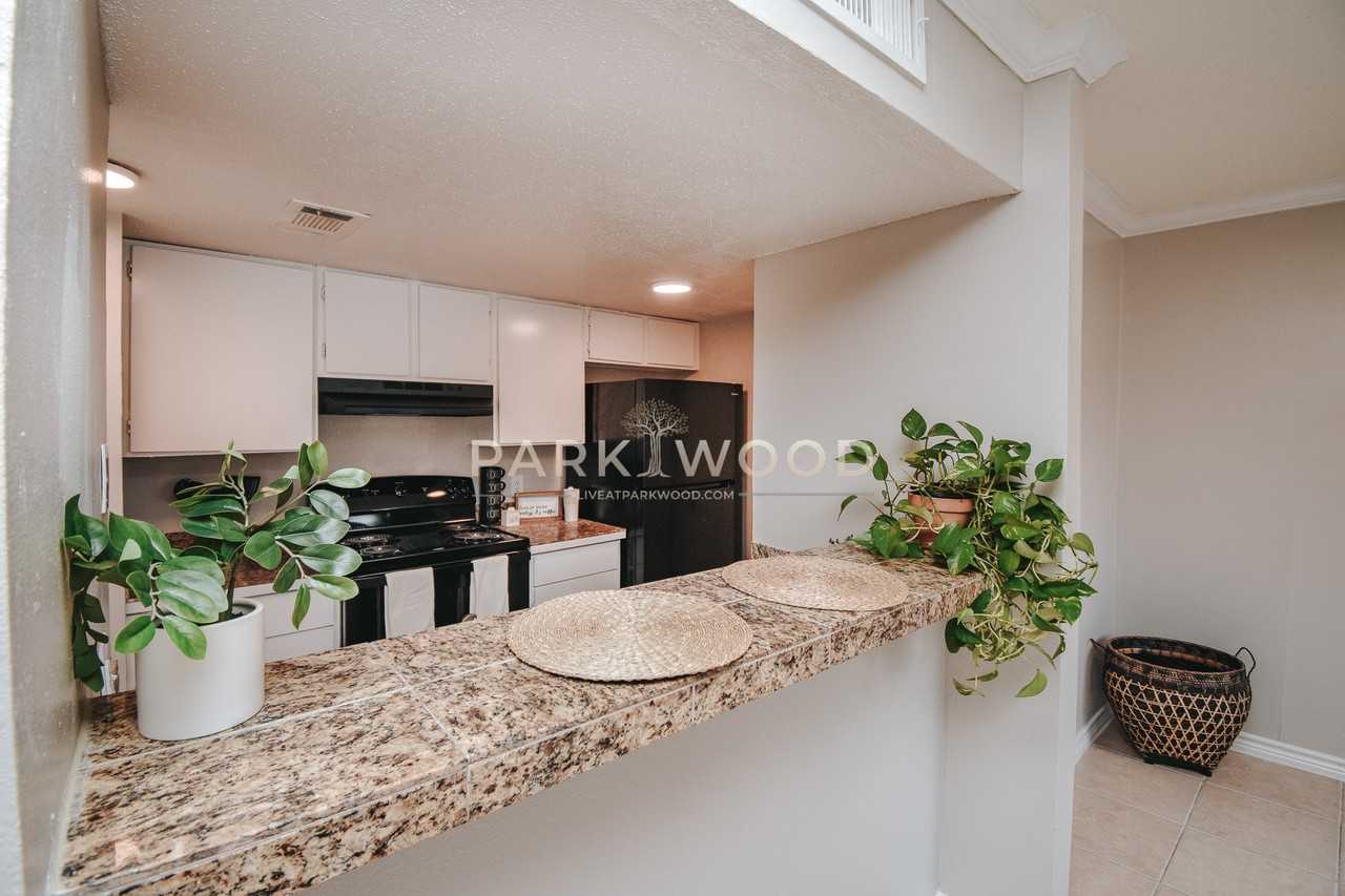 3001 Arroyo DrApt 104 #104 - Photo 2 of 9