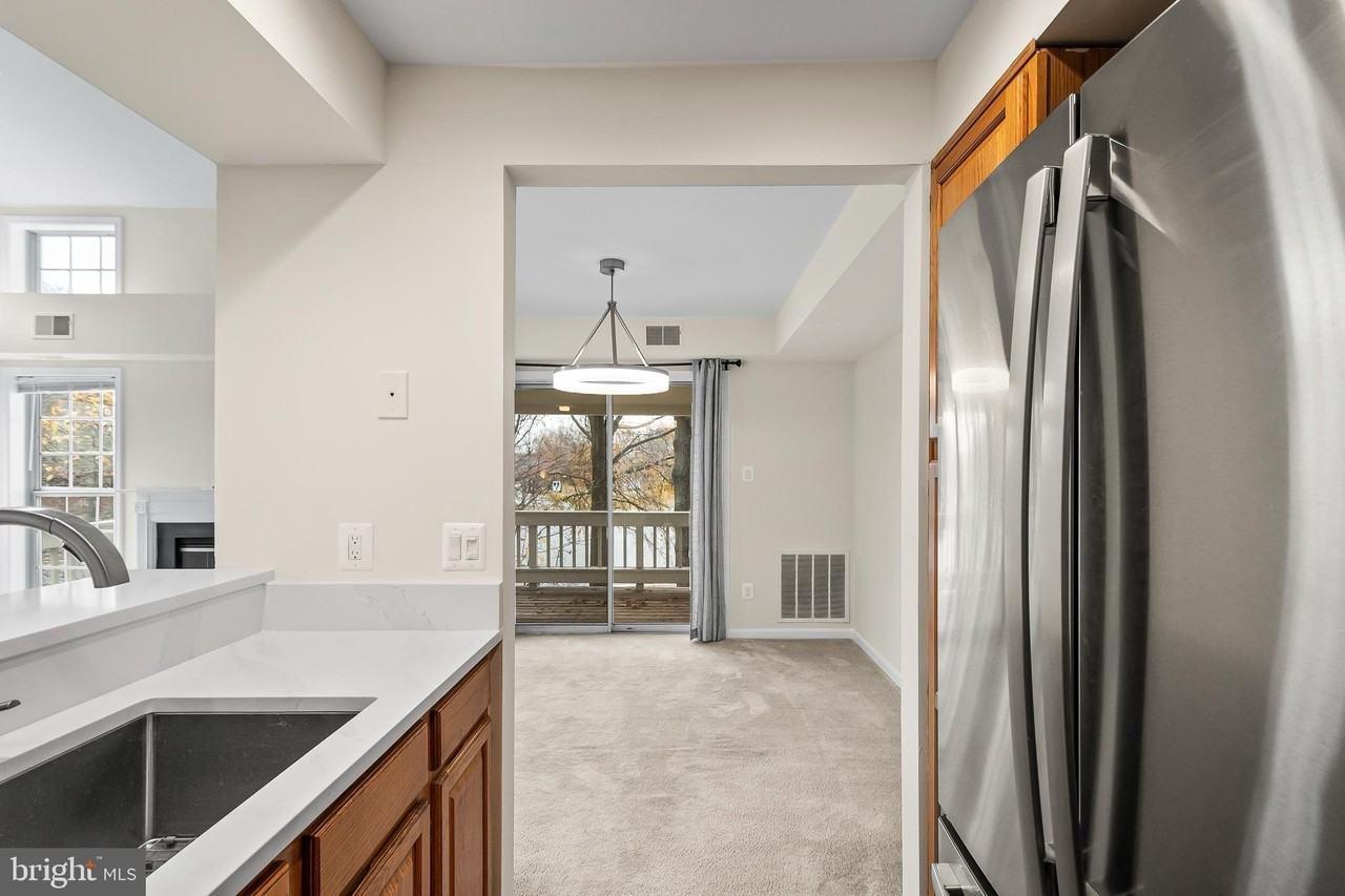 7006 Ellingham Cir Unit 49 #49 - Photo 6 of 24