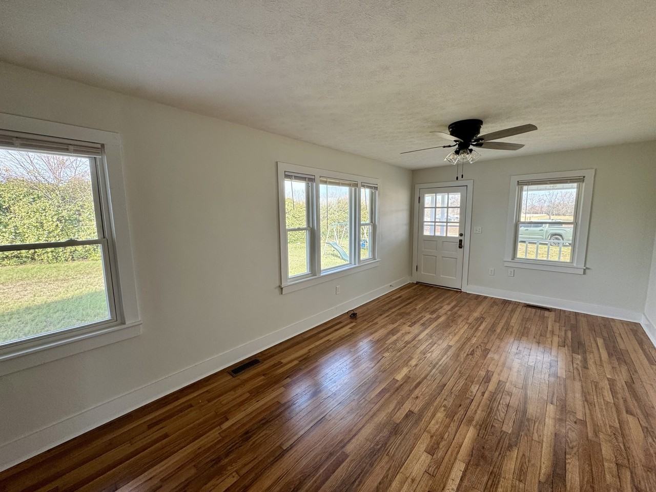 19836 Easter Ferry Rd #1 - Photo 5 of 10