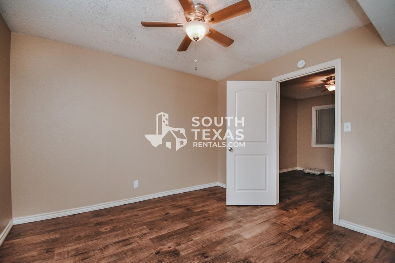 1811 Lawndale AveApt 6 #6 - Photo 5 of 8