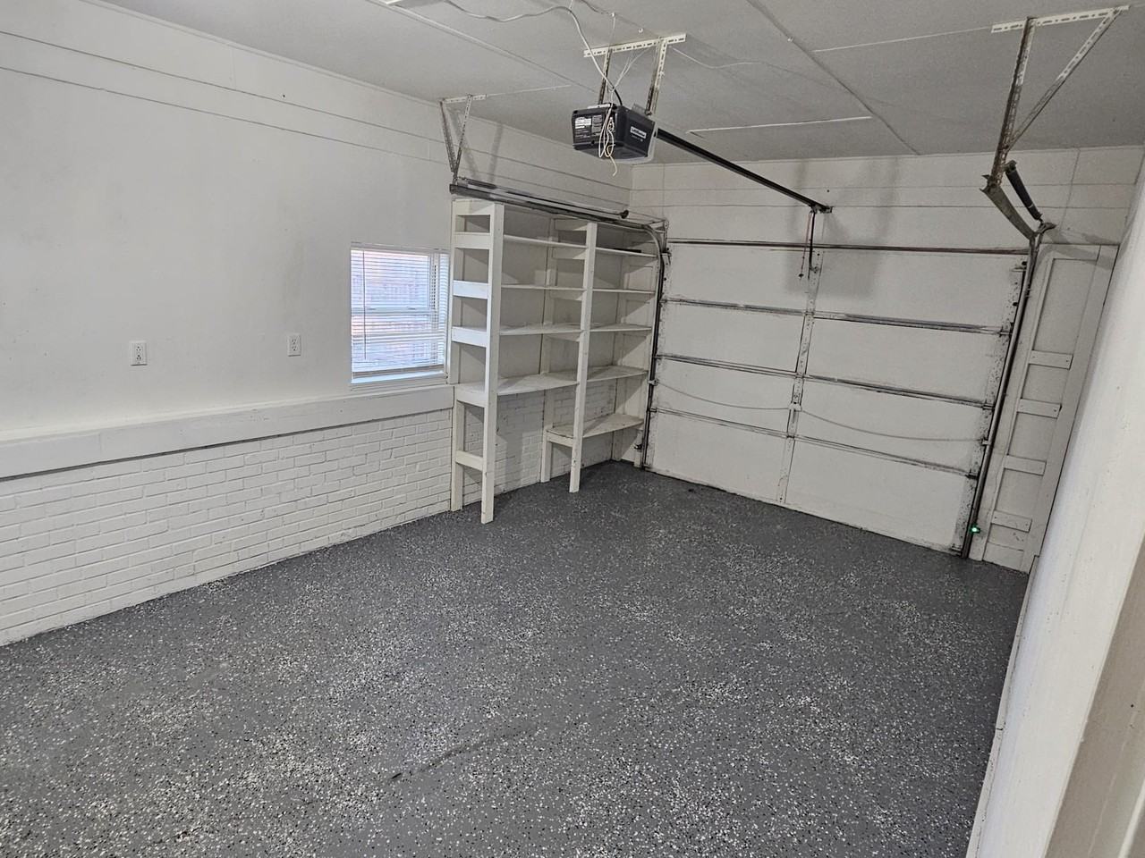 1902 Nw 39th St #1 - Photo 7 of 31