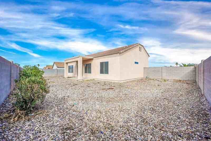 11679 W Madero Dr - Photo 4 of 36