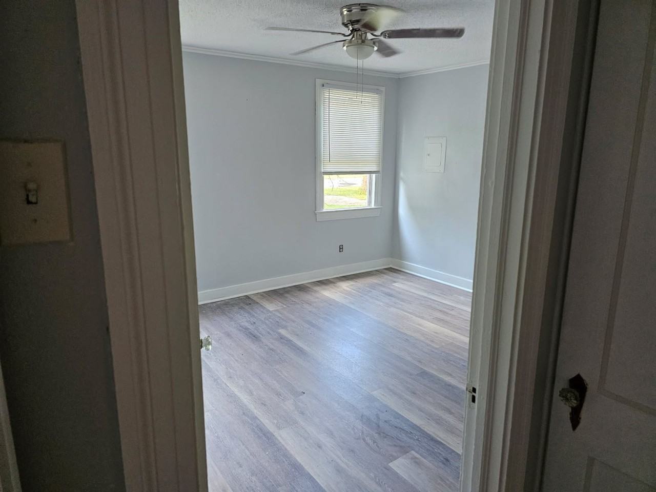 2125 22nd Ave #A - Photo 4 of 7